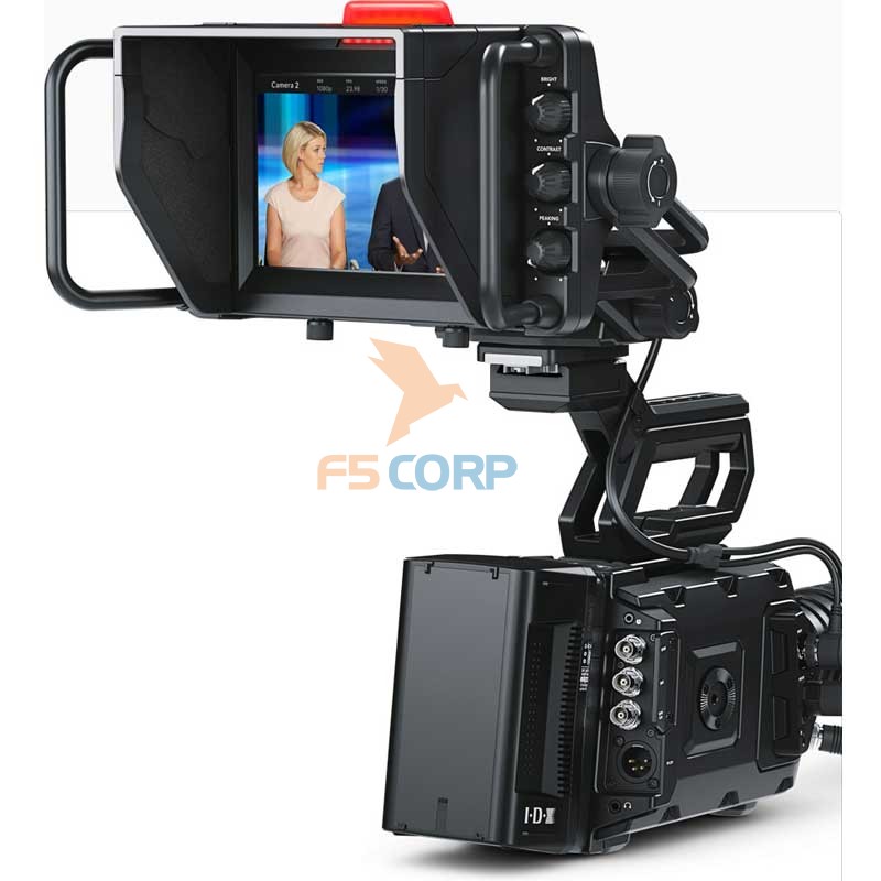 Thiết bị ghi hình Blackmagic URSA Studio Viewfinder