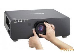 Máy chiếu Panasonic PT-DX810ES/EK