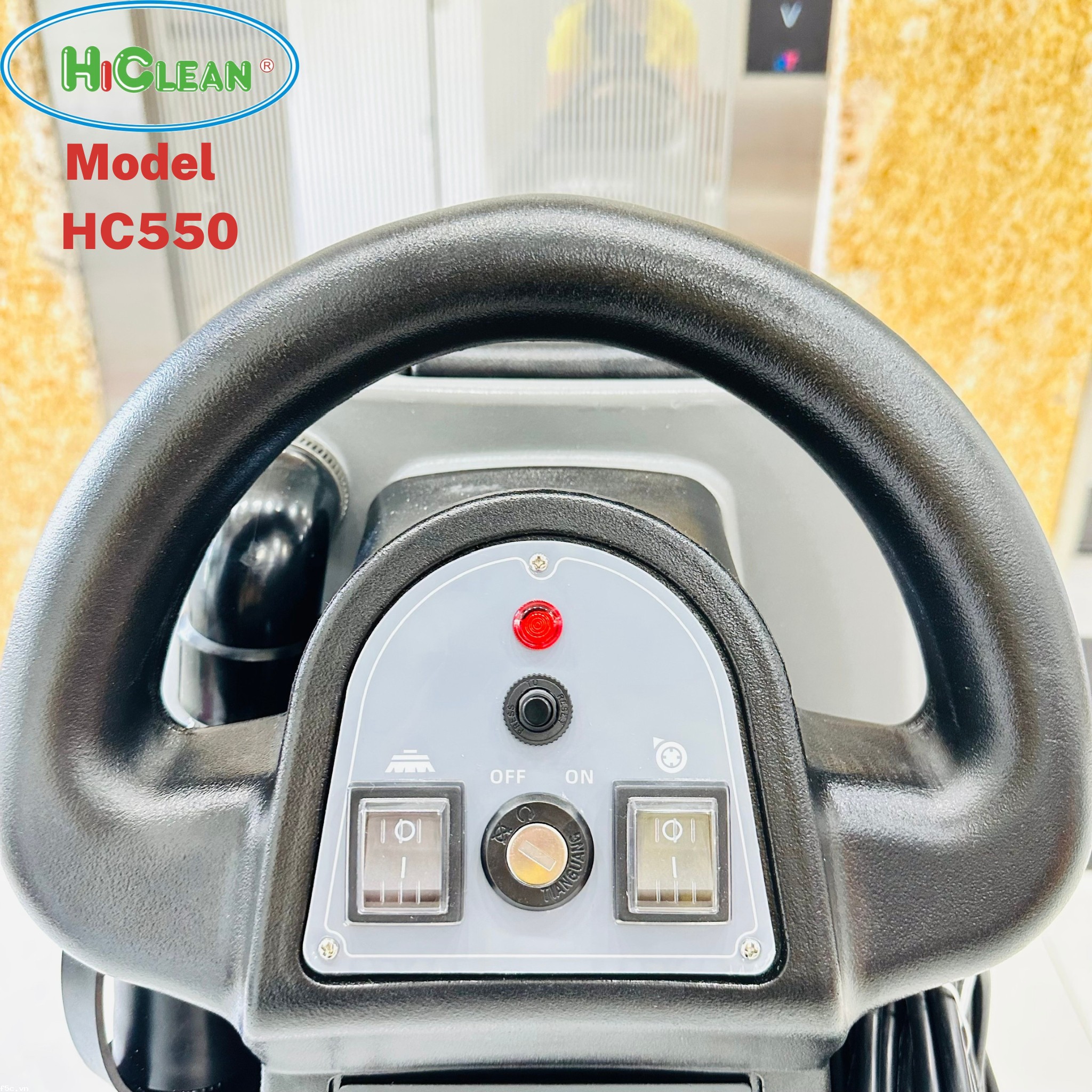 MÁY CHÀ SÀN LIÊN HỢP HICLEAN HC 550 New ( dùng điện )