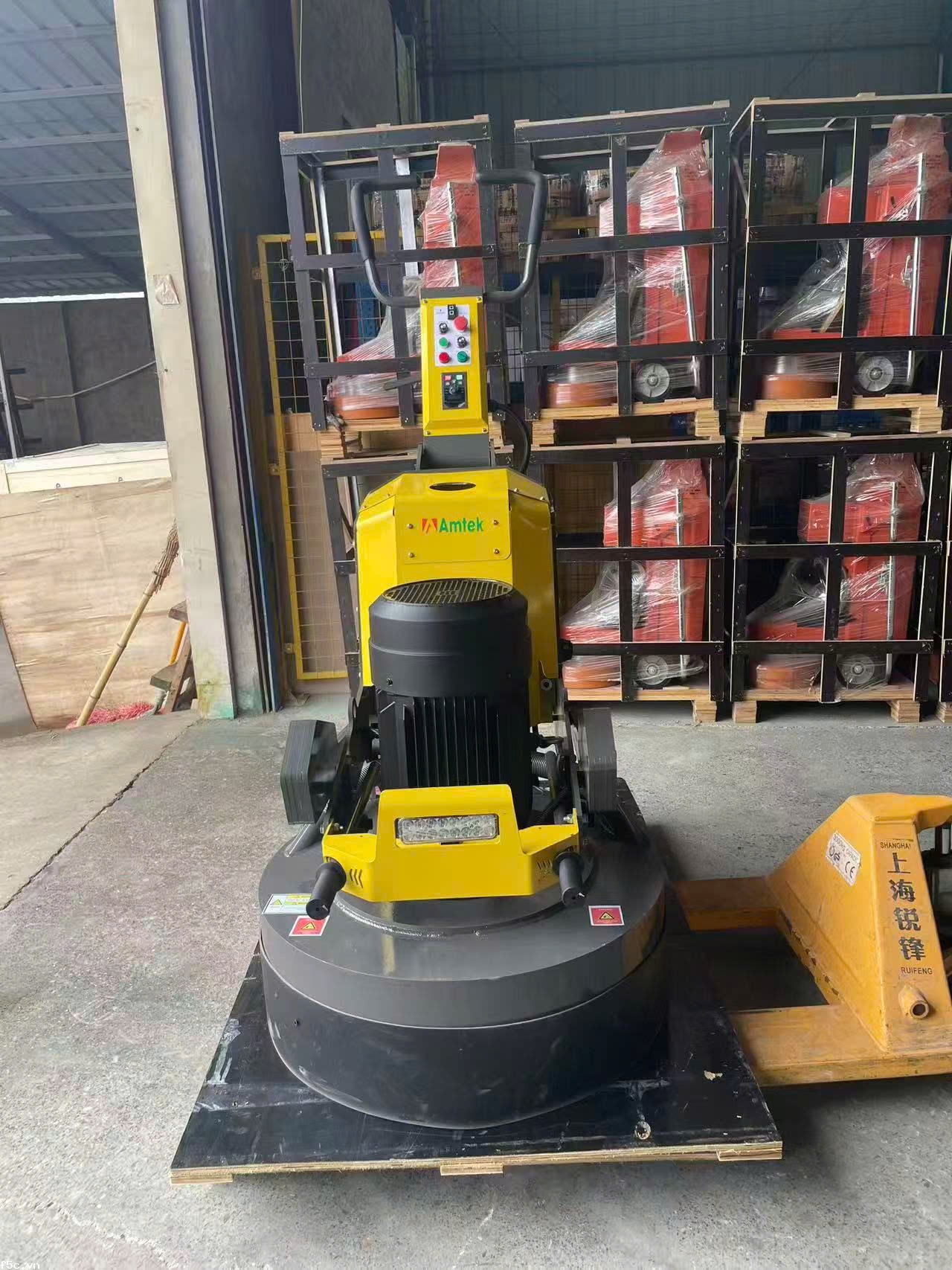 Máy chà sàn công nghiệp AT-630 ( chưa kèm dây điện)