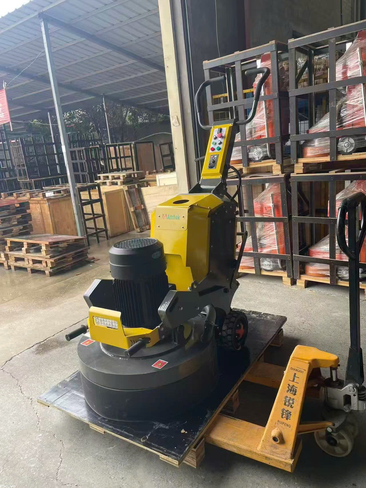 Máy chà sàn công nghiệp AT-630 ( chưa kèm dây điện)