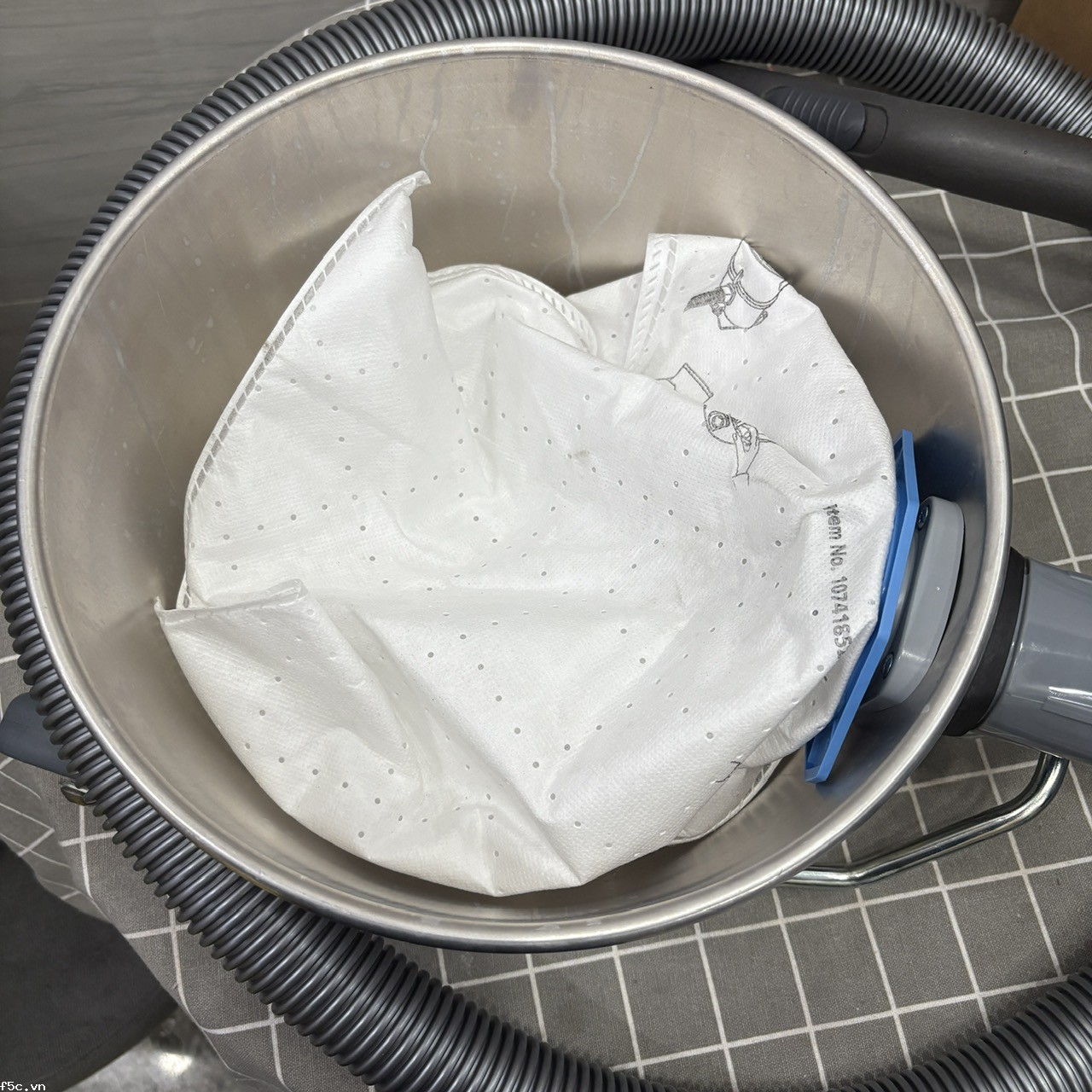 MÁY HÚT BỤI NILFISK GM80P HEPA FILTER 