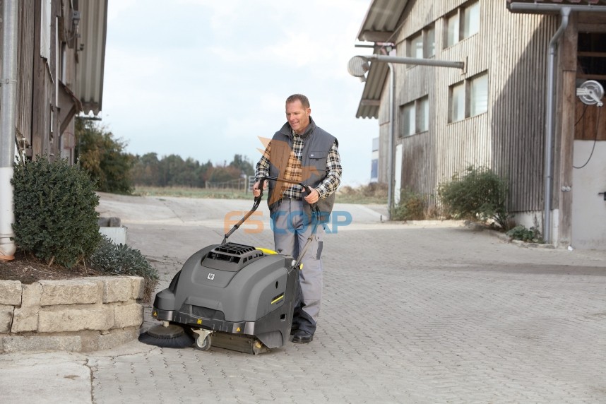 Xe quét rác hút bụi đầy tay Karcher KM 75/40 W G