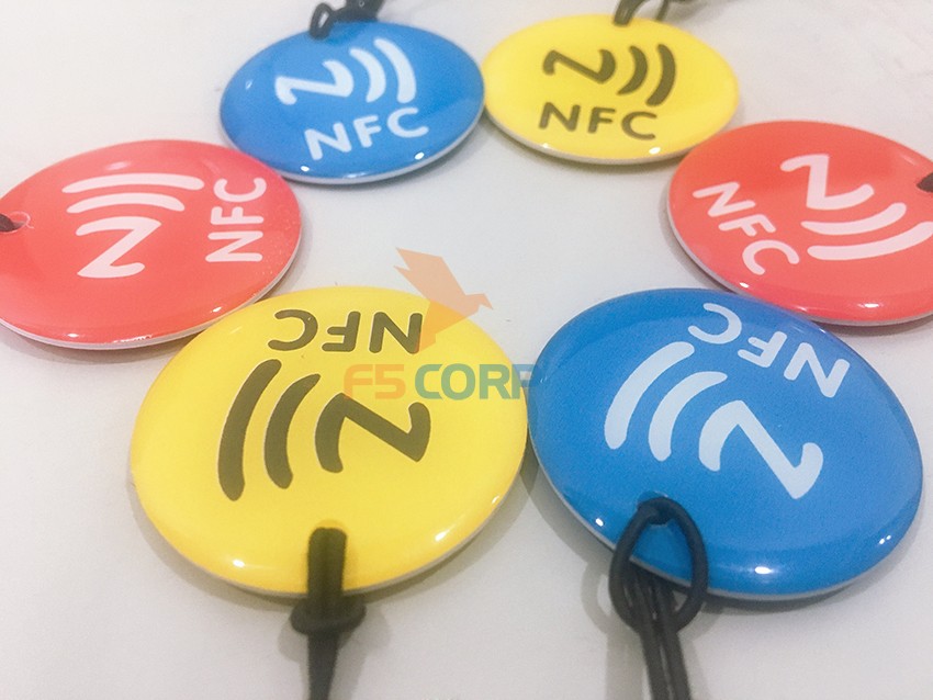 Thẻ cảm ứng từ NFC