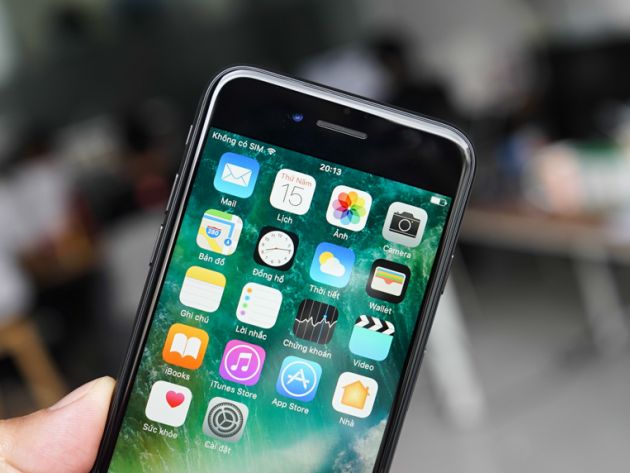 iPhone chính hãng trễ hẹn Việt Nam, giá iPhone 7 liên tục giảm sốc