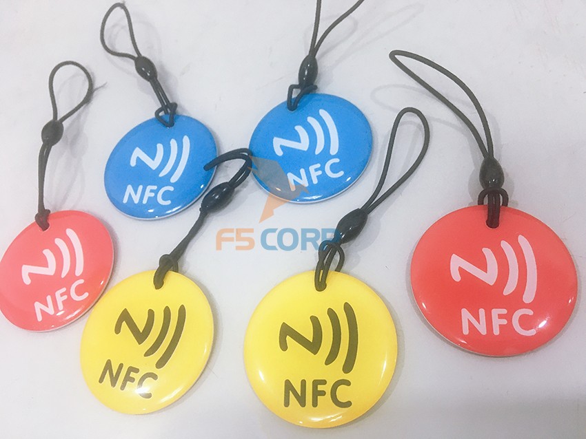 Thẻ cảm ứng từ NFC