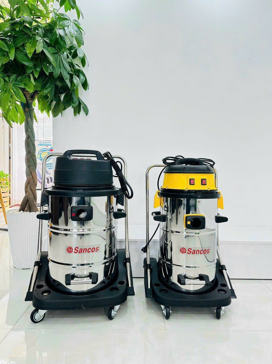 Máy hút bụi công nghiệp SANCOS 3239W