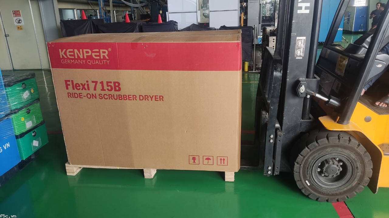 Máy chà sàn liên hợp ngồi lái KENPER FLEXI 715B