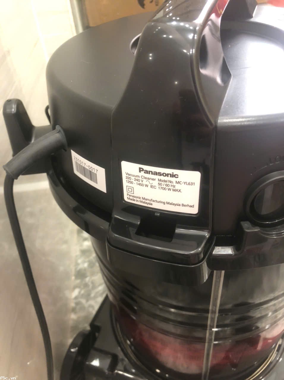 Máy hút bụi Panasonic MC-YL631RN46 1700W