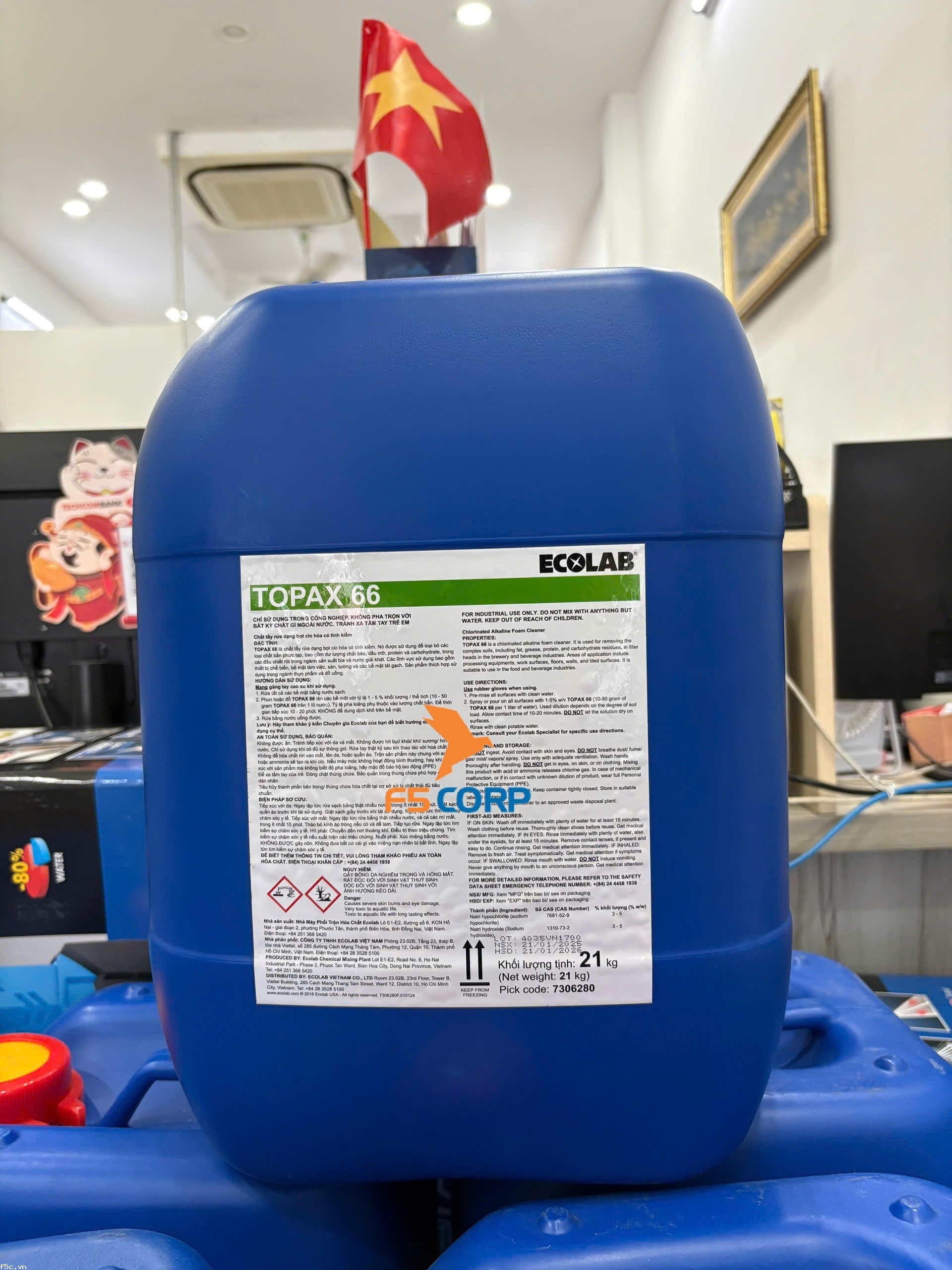 Chất tẩy rửa dầu mỡ gốc kiềm  ECOLAB TOPAX 66 21 KG.