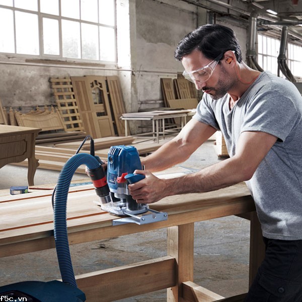 Bosch GOF 130 – Máy phay gỗ nhỏ gọn 1300W