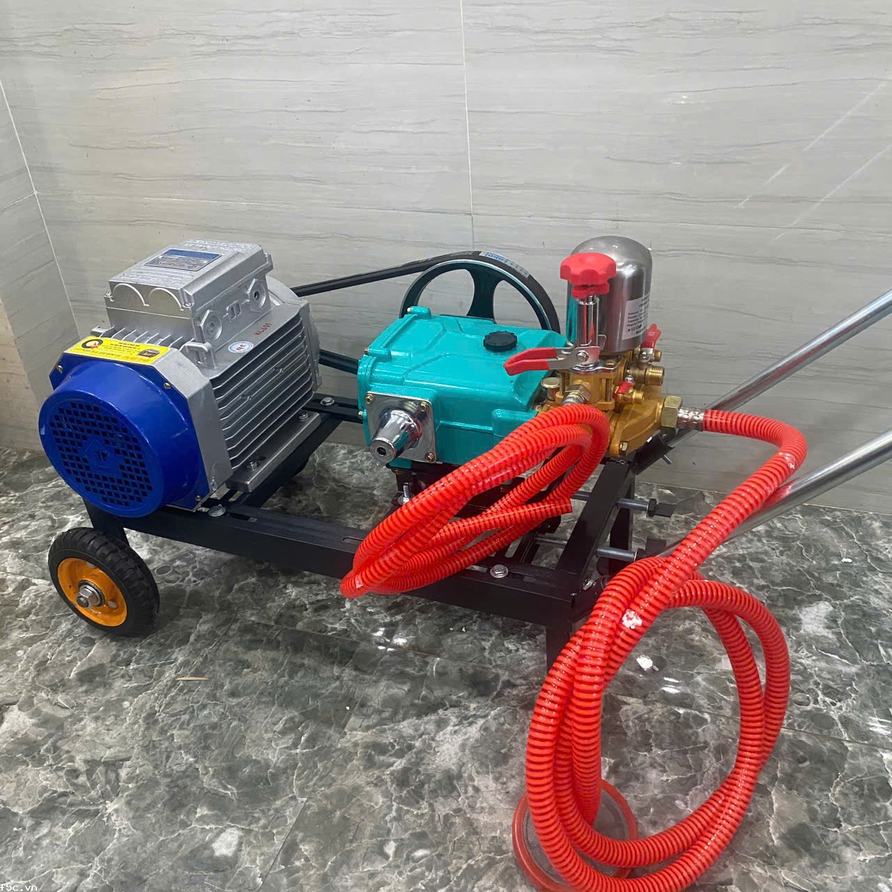 Máy rửa xe dây đai HL50 (Có bánh xe)