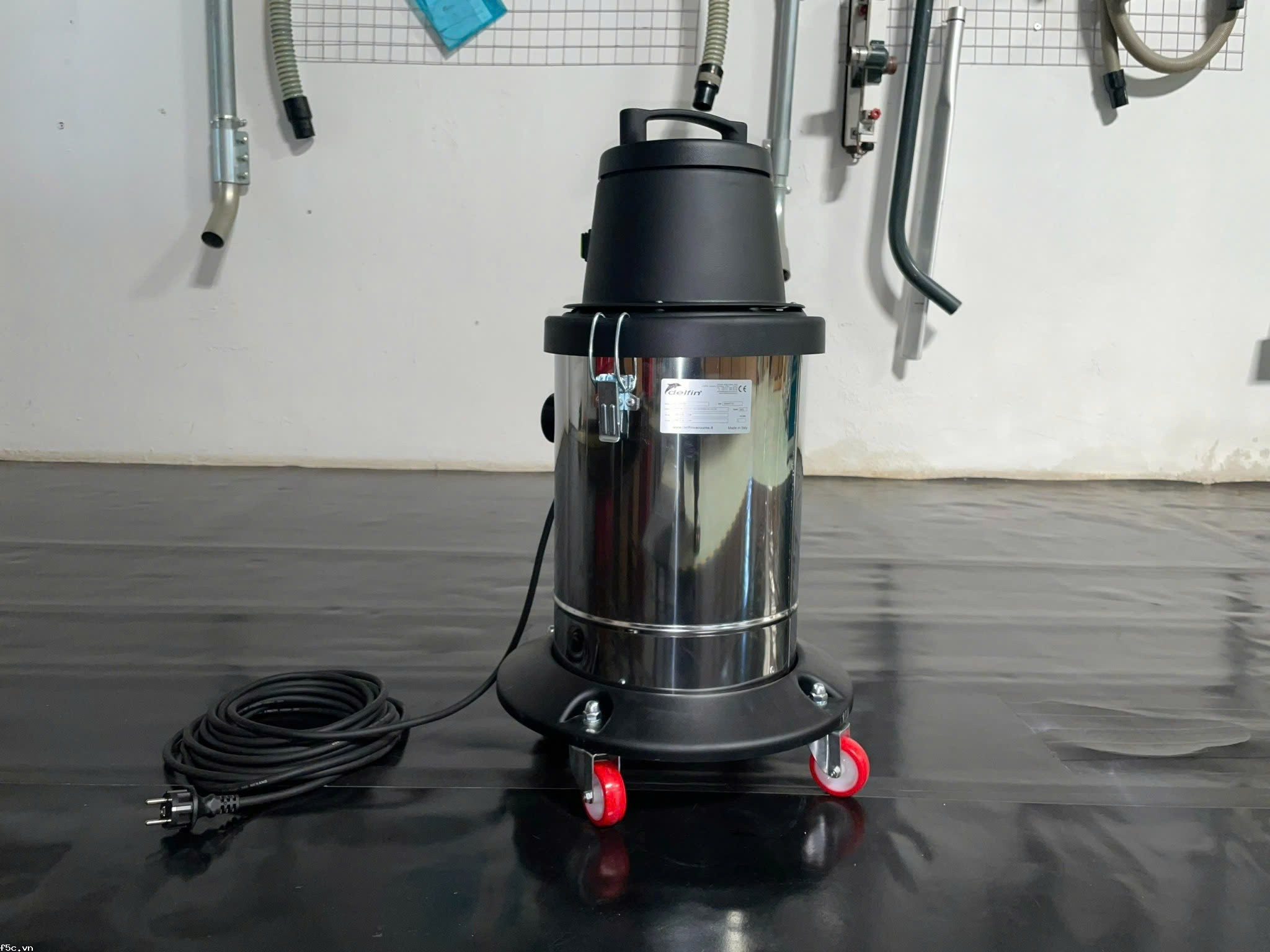 Máy hút bụi công nghiệp Delfin WD 1000 - Công suất 1000W