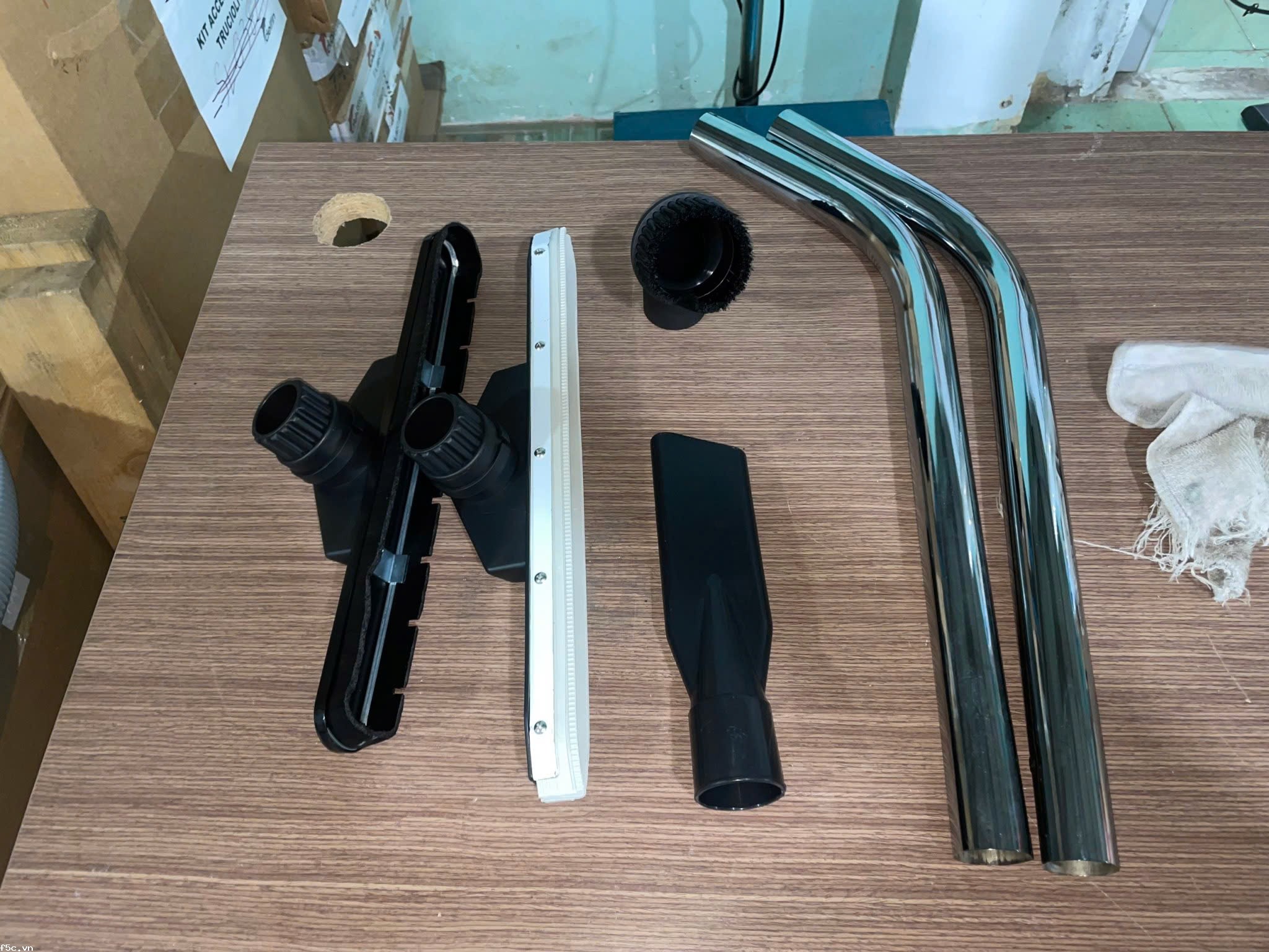 Máy hút bụi công nghiệp Delfin WD 1000 - Công suất 1000W