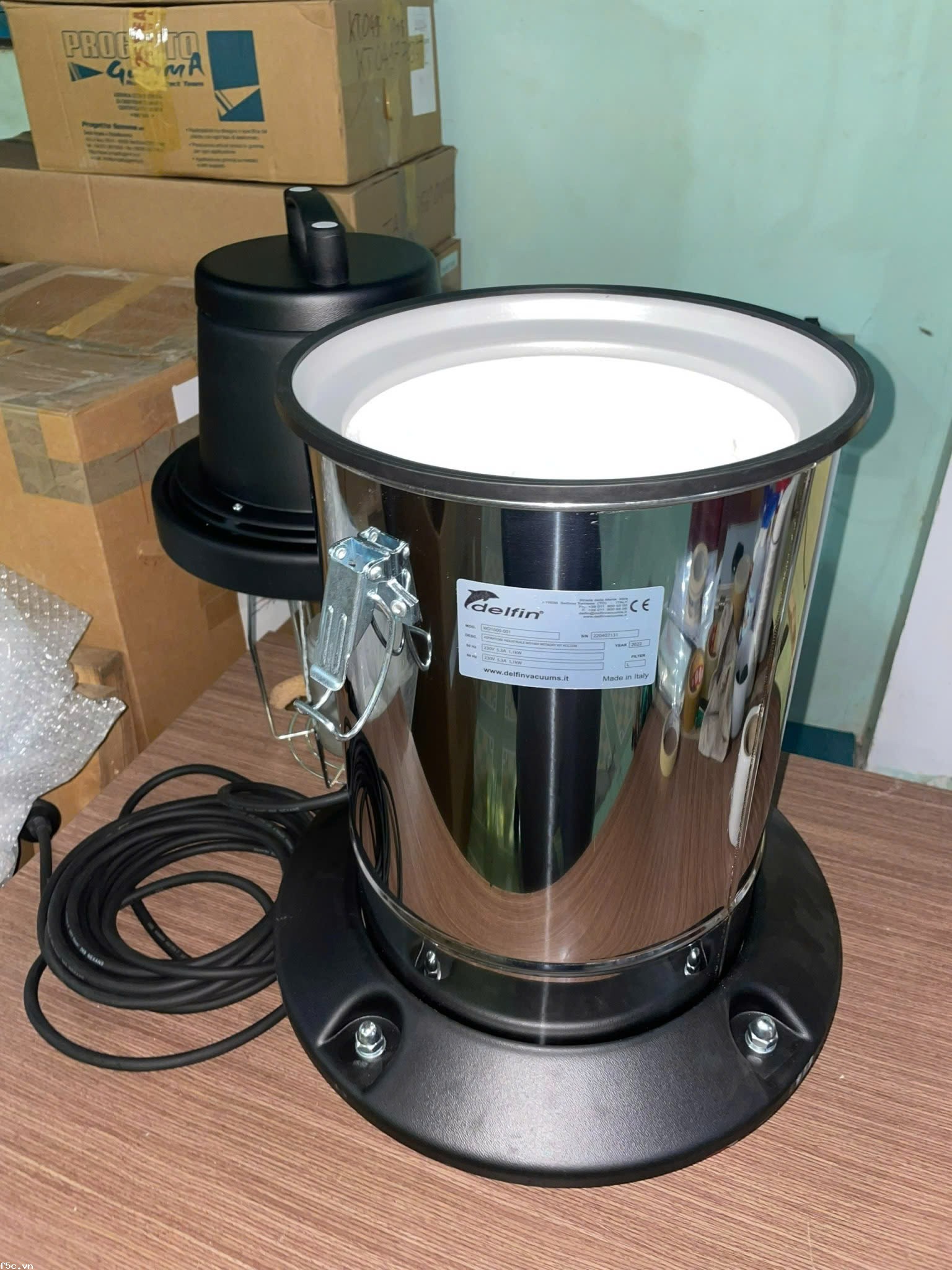 Máy hút bụi công nghiệp Delfin WD 1000 - Công suất 1000W