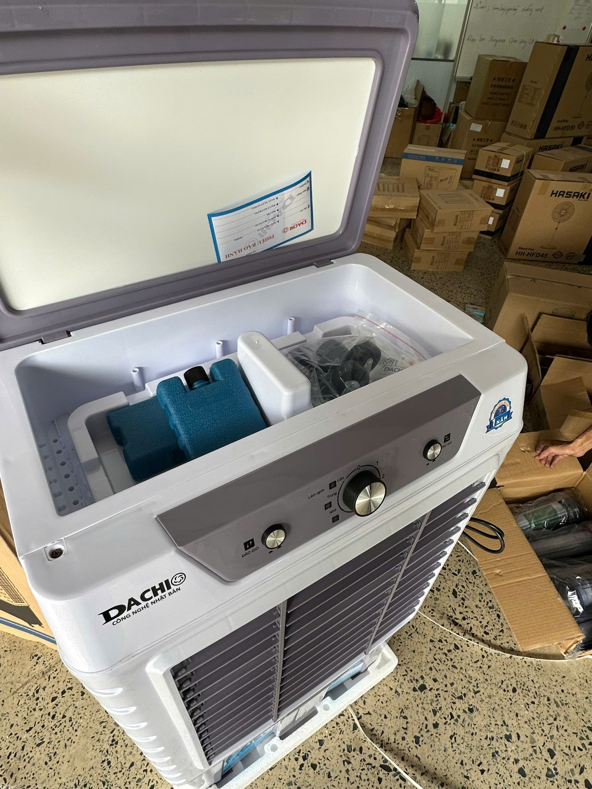 QUẠT ĐIỀU HÒA DACHI HA-8600 (ĐẢO 4 CHIỀU)