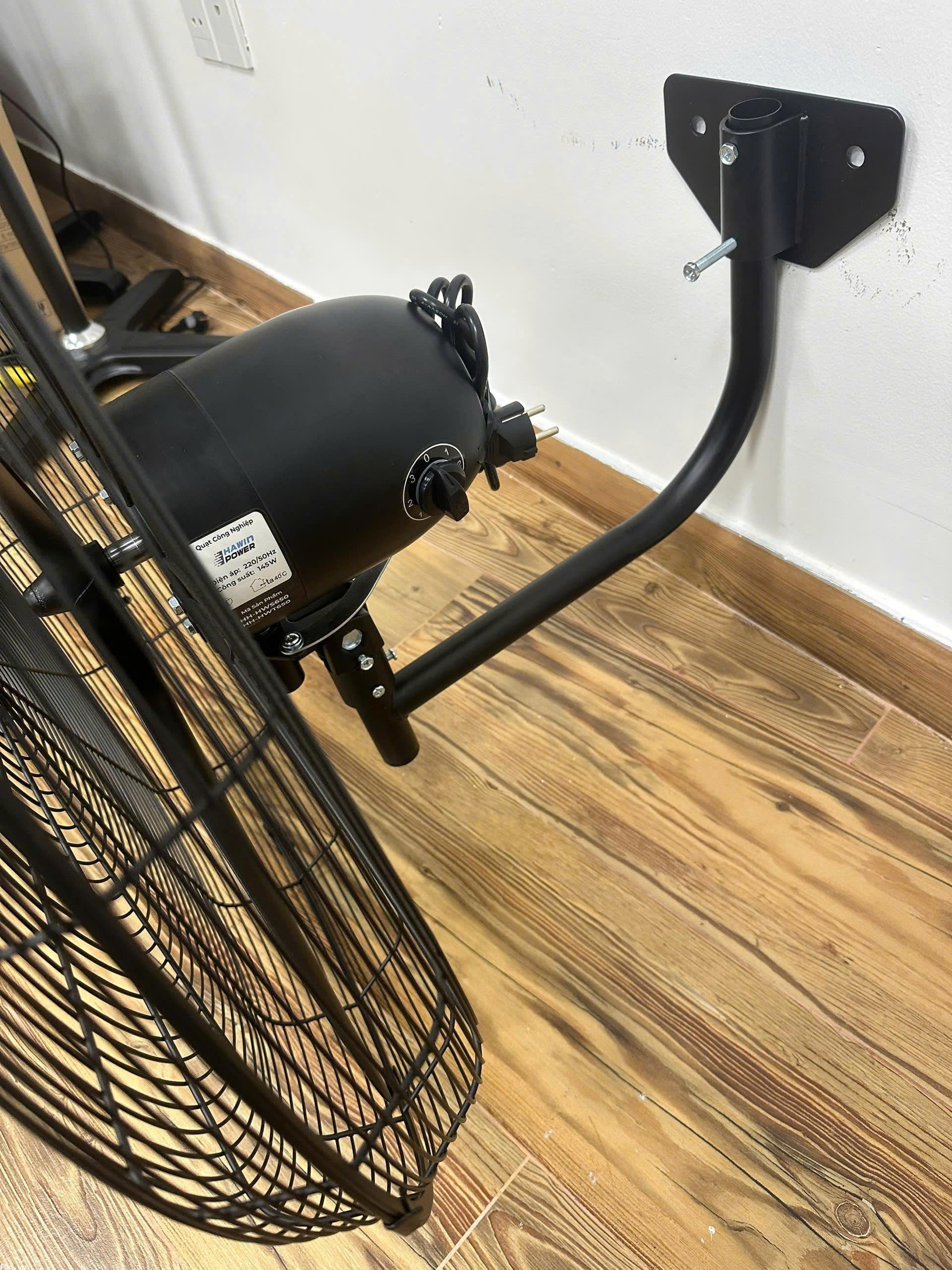 Quạt treo công nghiệp Hawin Power HH-HWT600