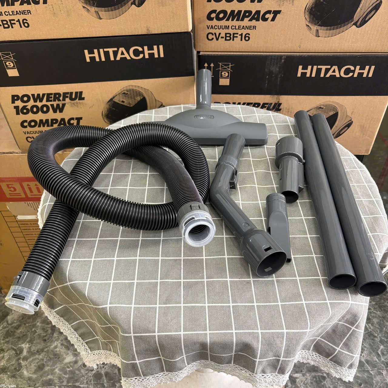 Máy hút bụi dạng hộp Hitachi CV-BF16 